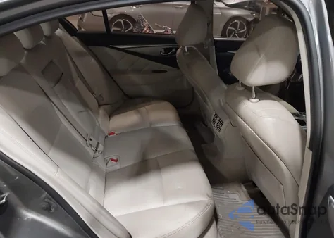 2015 Infiniti Q50 Premium z USA, uszkodzony, nr VIN JN1BV7ARXFM421907